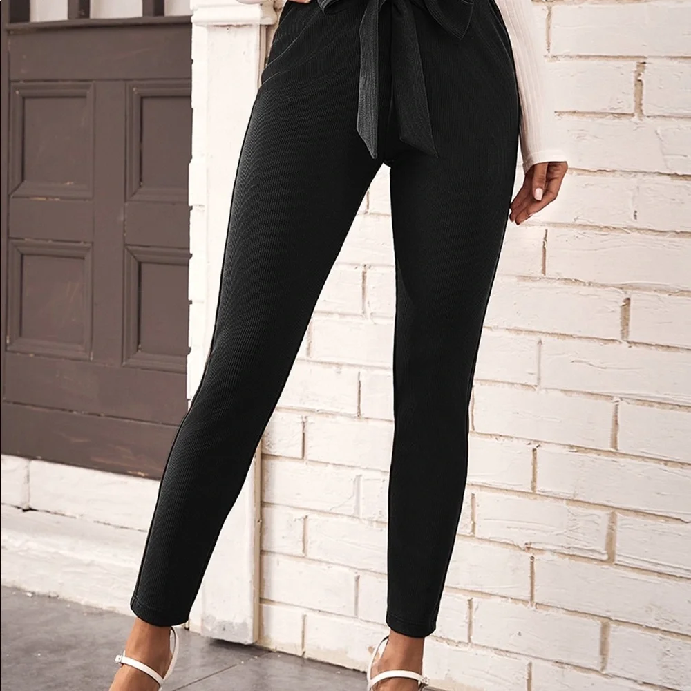 Belted skinny pants - Picture 5 of 5